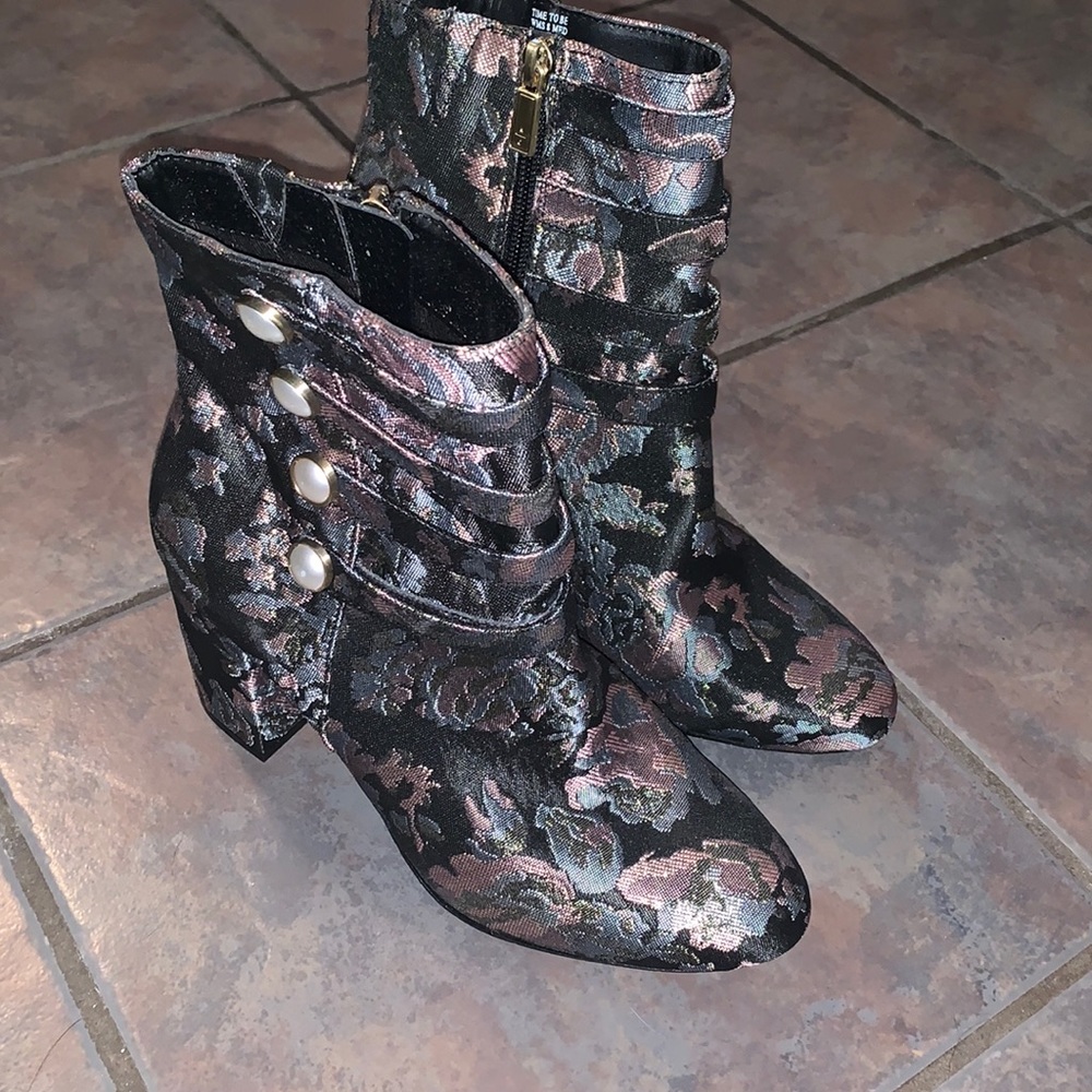 REACTION Kenneth Cole “TIME TO BE” Bootie